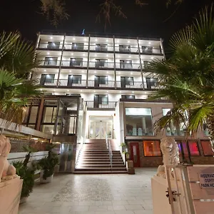 *** Hotel Park Italy