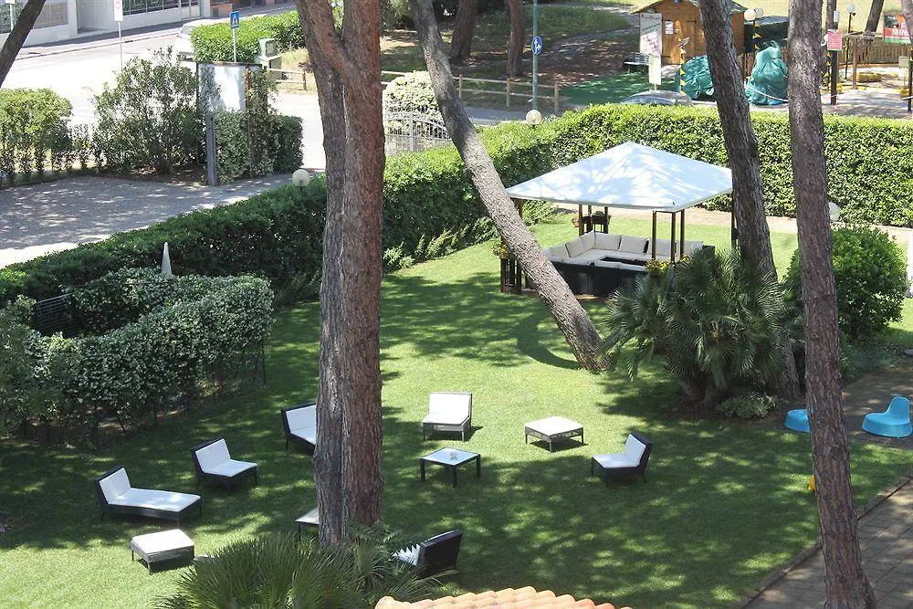Ricci Hotel - Marina Di Grosseto 4*,  Italy